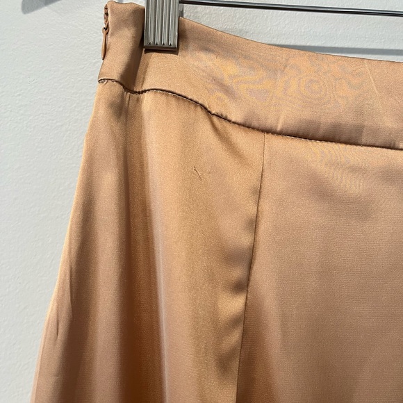 Gold Satin Slip Skirt, size L - Picture 7 of 10
